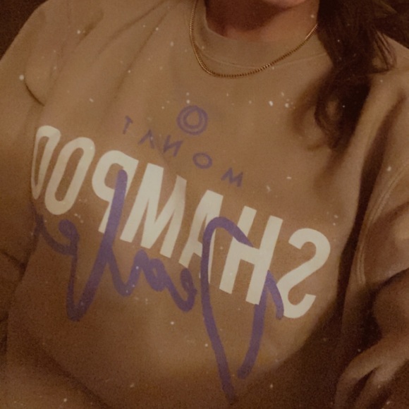 Meet your Posher, Hannah - Picture 2 of 2